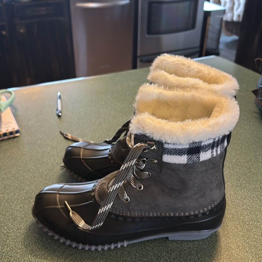 Winter Booties - image 2